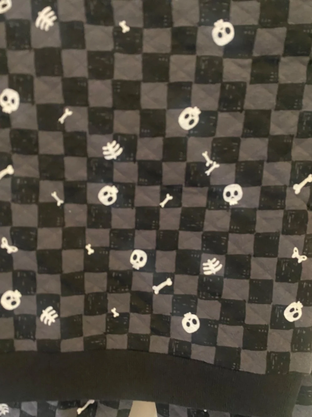 NWT Lilia & Jack Halloween Black & Gray Checkered Skulls and Bones Jogger Set 4T